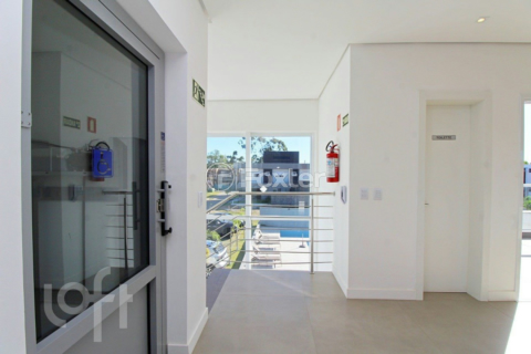 Image 70 - 875045