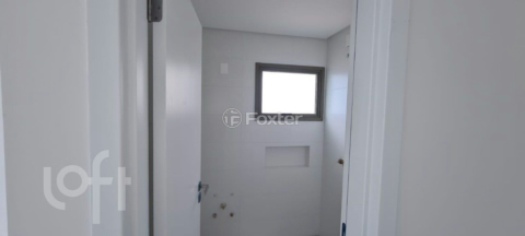 Image 4 - 875103