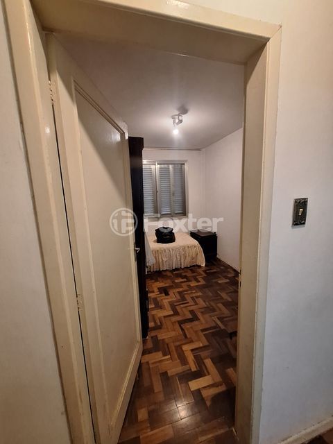 Image 3 - 875112