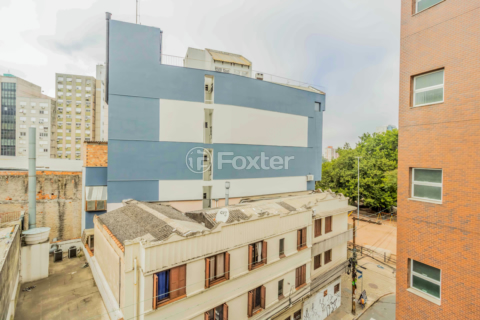 Image 2 - 875179