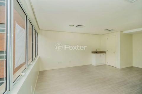 Image 3 - 875179