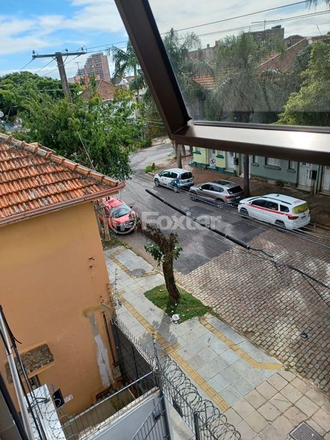 Image 7 - 875207