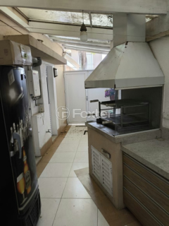 Image 37 - 875265