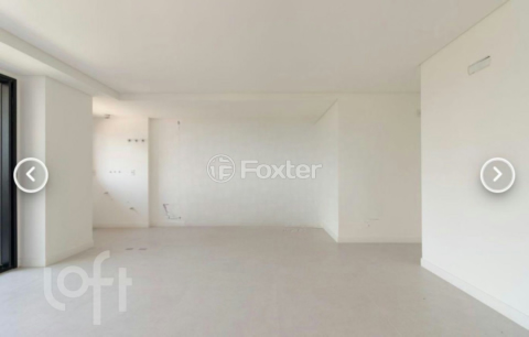 Image 4 - 875280