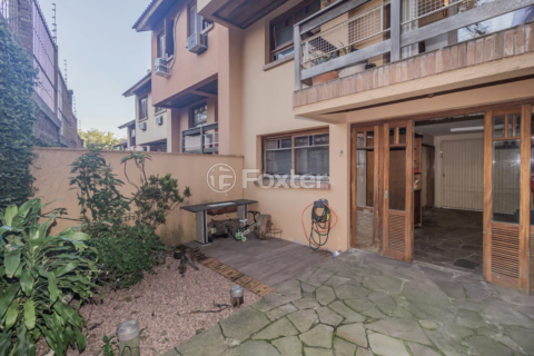 Image 32 - 875476
