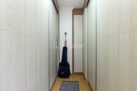 Image 9 - 875591