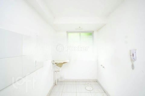 Image 3 - 875647