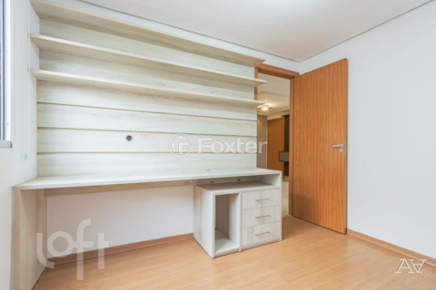 Image 8 - 875666