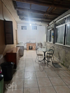 Image 7 - 875684
