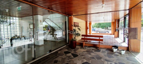 Image 30 - 875696