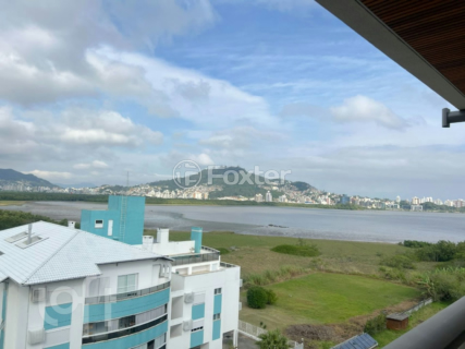 Image 5 - 875863