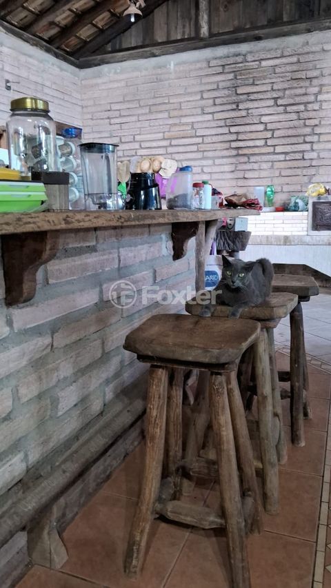 Image 6 - 875991