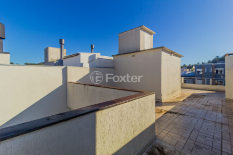 Image 32 - 876040
