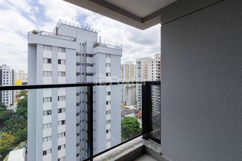 Image 5 - 876065