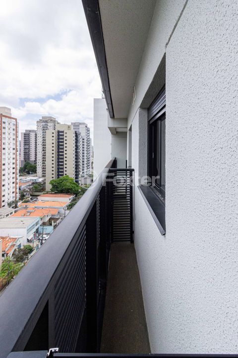 Image 8 - 876065