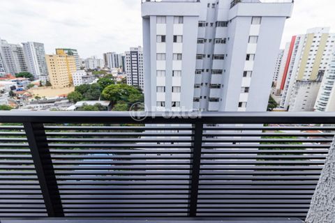 Image 9 - 876065
