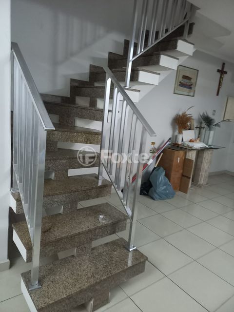 Image 4 - 876087