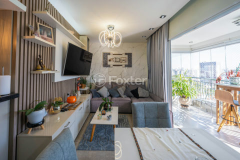 Image 1 - 876116