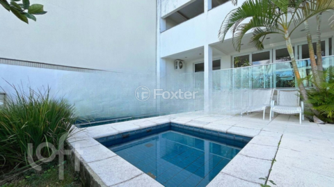 Image 31 - 876203