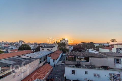 Image 31 - 876228