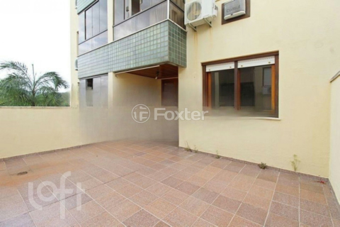 Image 7 - 876303