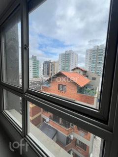 Image 10 - 876364