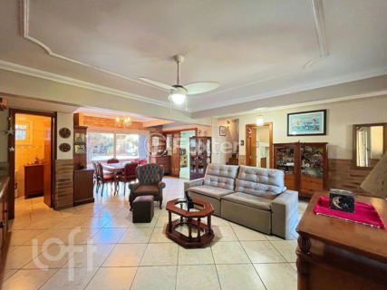 Image 35 - 876396