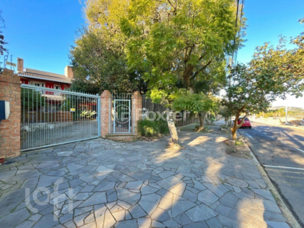 Image 67 - 876396