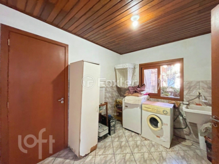 Image 63 - 876396