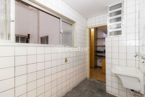 Image 31 - 876463