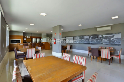 Image 35 - 876474