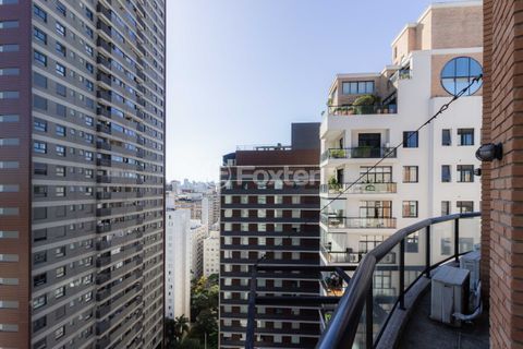 Image 7 - 876520