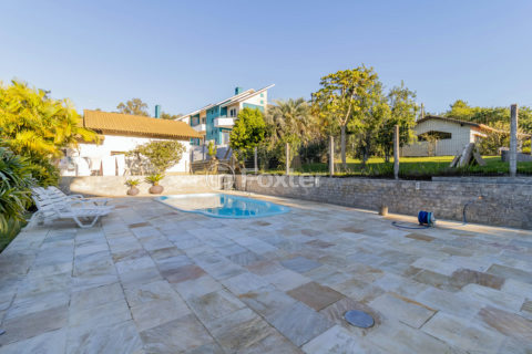Image 3 - 876560