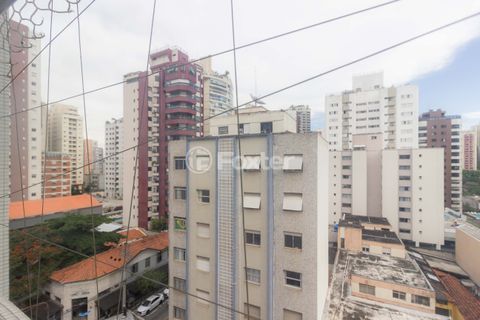 Image 14 - 876565