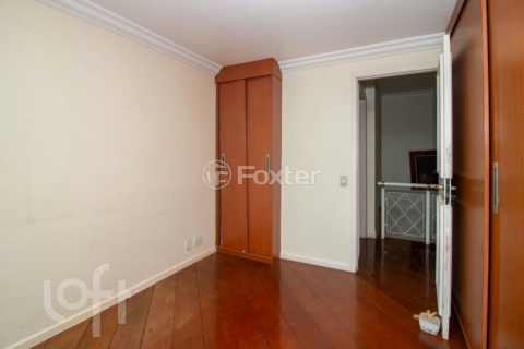 Image 34 - 876566
