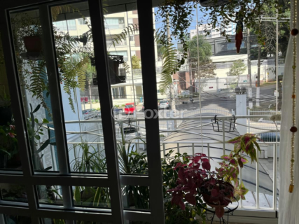 Image 27 - 876573