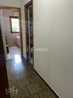 Image 3 - 876618