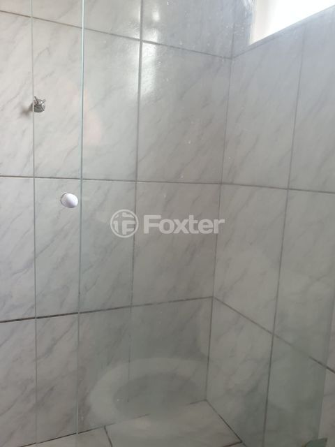 Image 3 - 876679