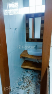 Image 7 - 876695