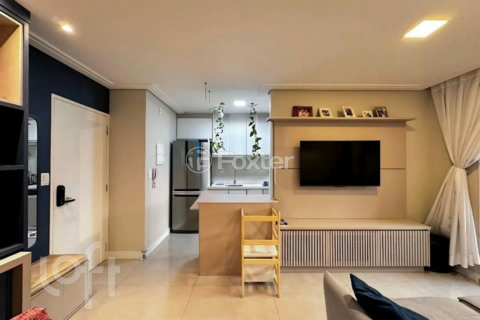 Image 3 - 876696