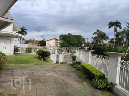 Image 5 - 876794