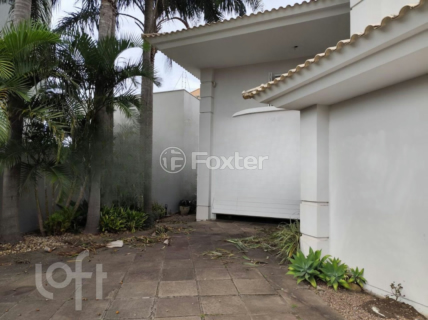 Image 6 - 876794