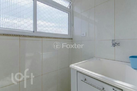 Image 8 - 876809