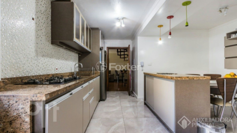 Image 9 - 876828