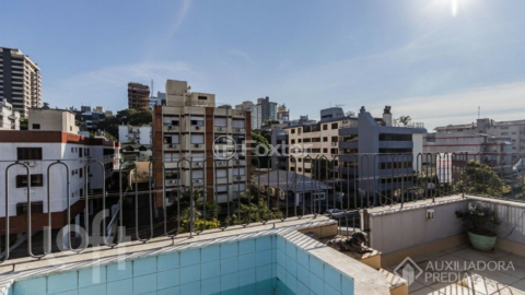 Image 17 - 876828