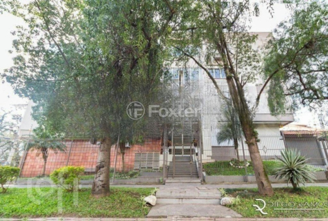Image 11 - 876839