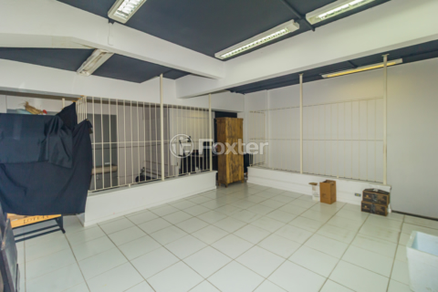 Image 6 - 876840