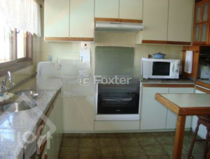 Image 8 - 876883