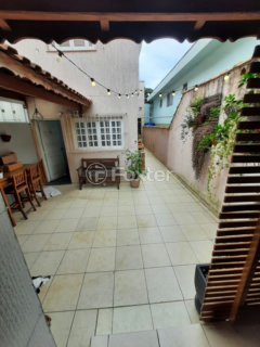 Image 1 - 876916