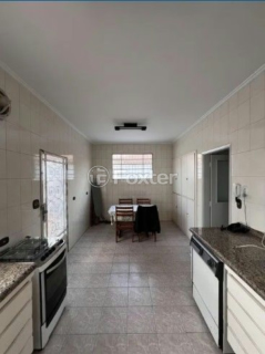 Image 3 - 876950